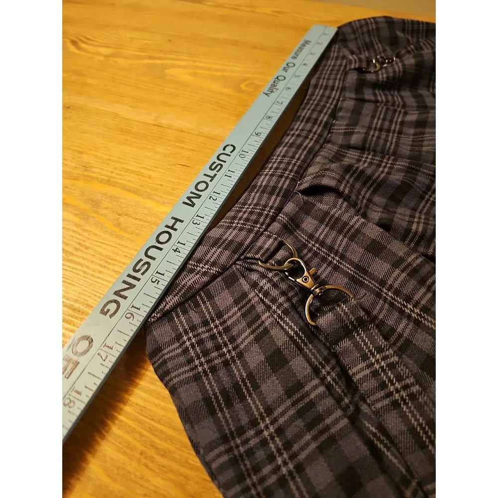 Hot Topic Ladies Size XL Plaid Skirt Grunge, Y2K, Goth
